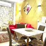 Minu House Apartment *
